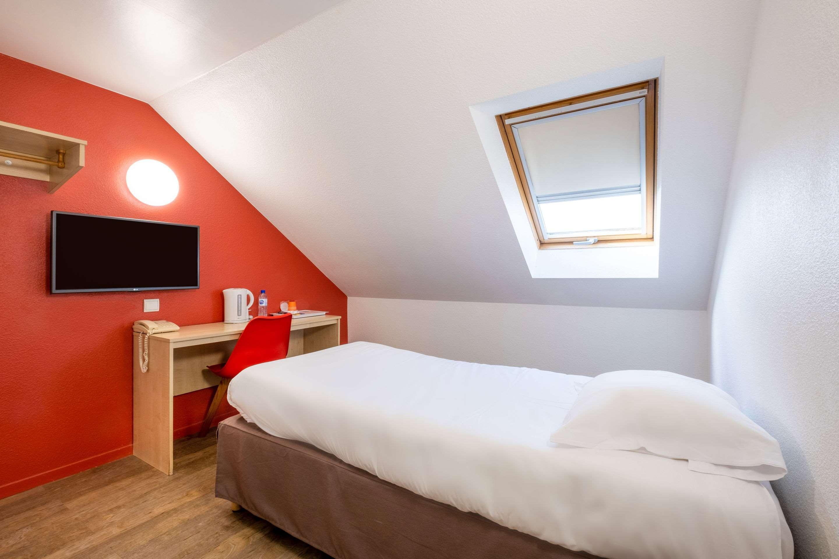 Comfort Hotel Étampes Zewnętrze zdjęcie
