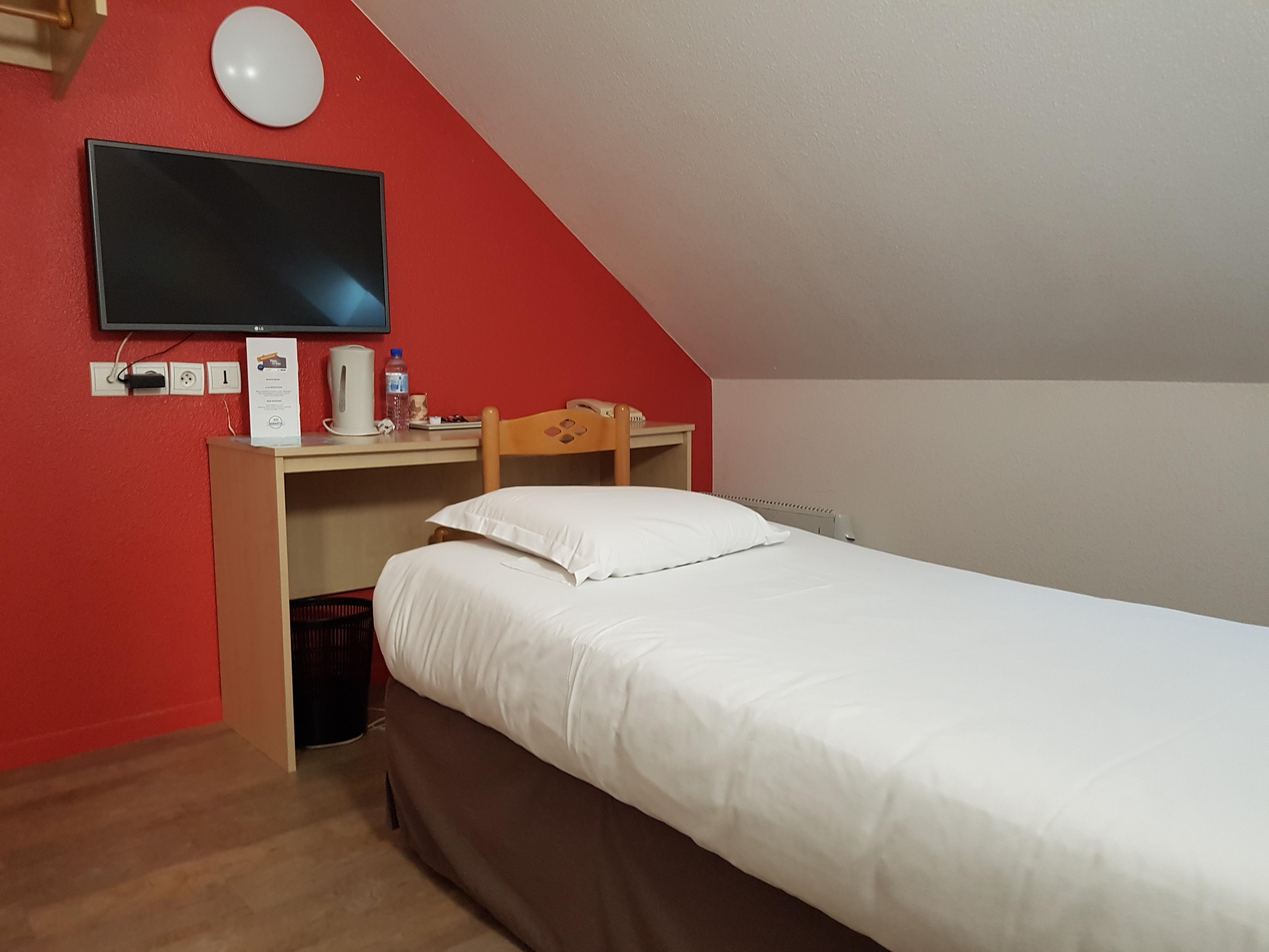 Comfort Hotel Étampes Zewnętrze zdjęcie