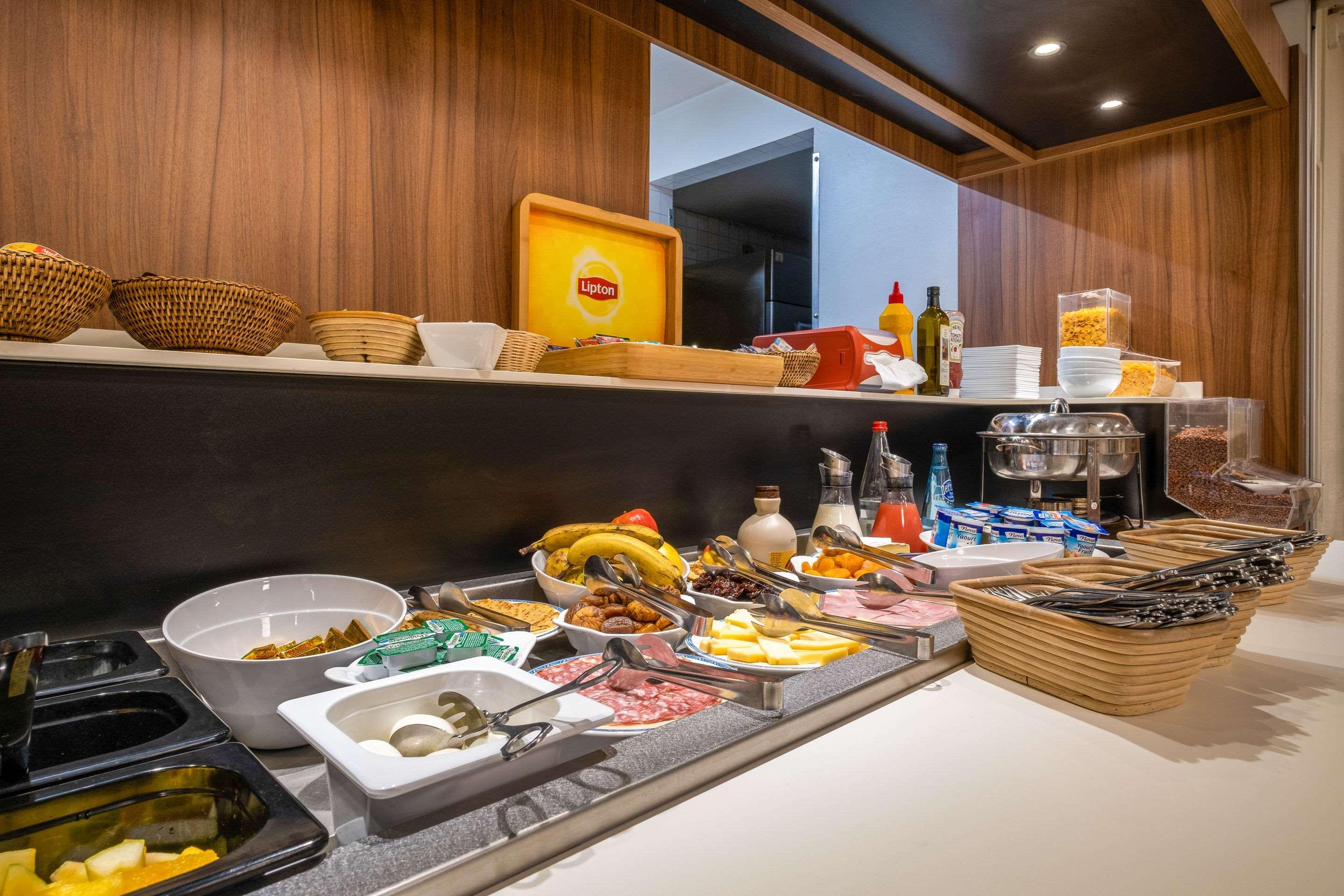 Comfort Hotel Étampes Zewnętrze zdjęcie