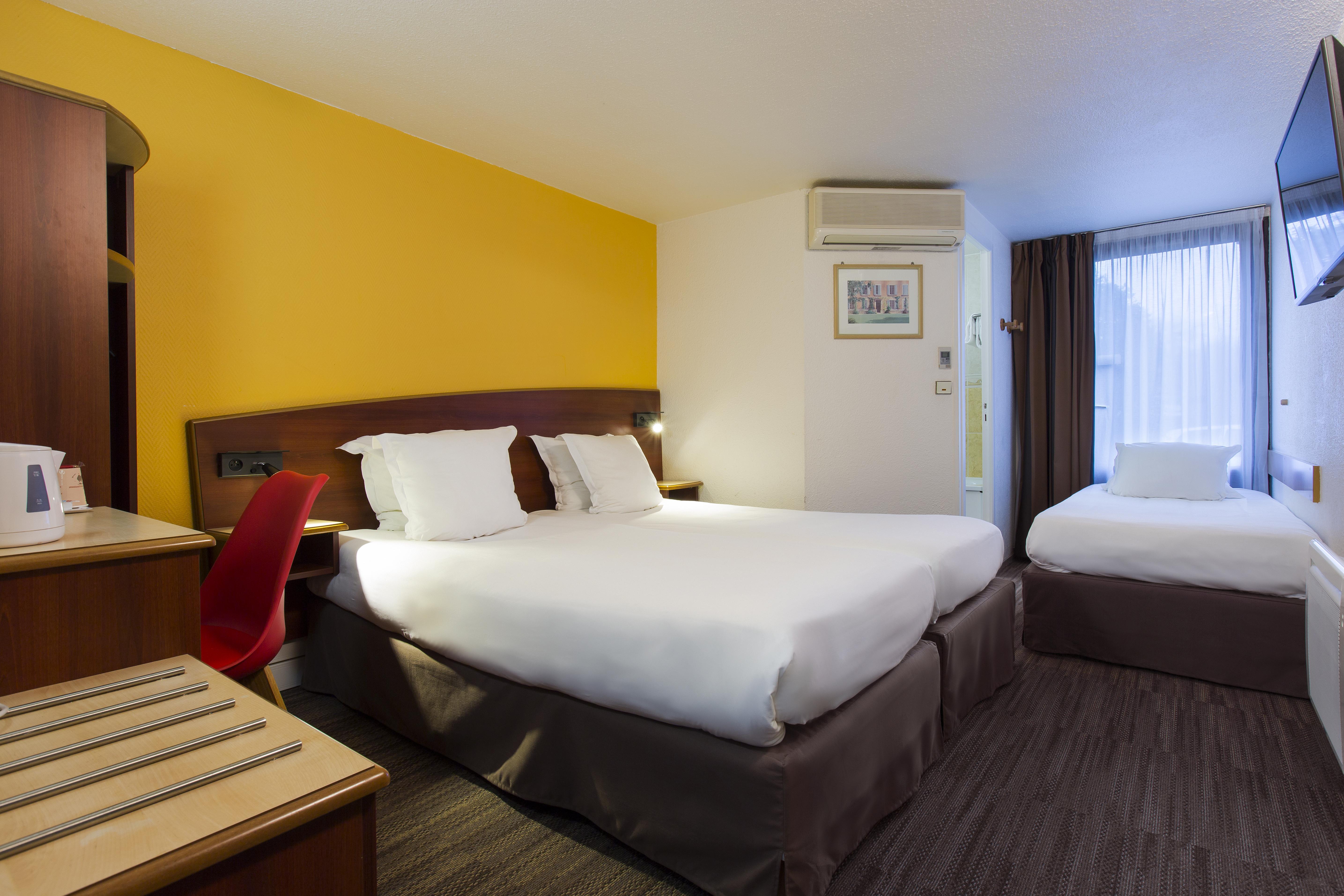 Comfort Hotel Étampes Zewnętrze zdjęcie